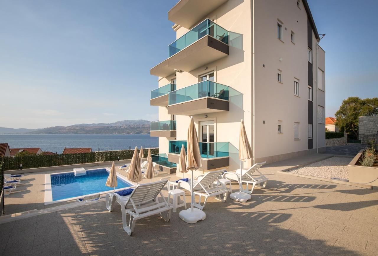 Apartments Blueview Postira Ngoại thất bức ảnh
