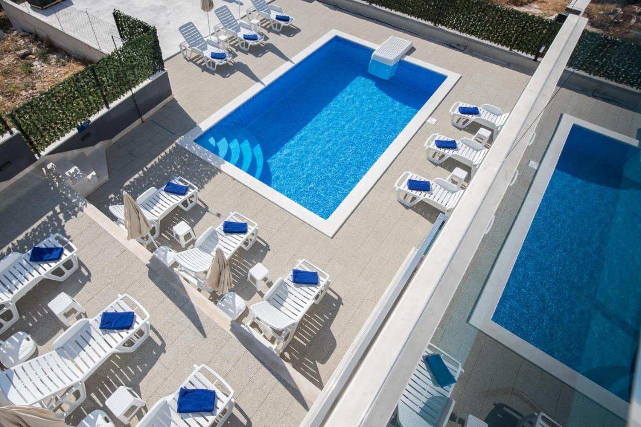 Apartments Blueview Postira Ngoại thất bức ảnh