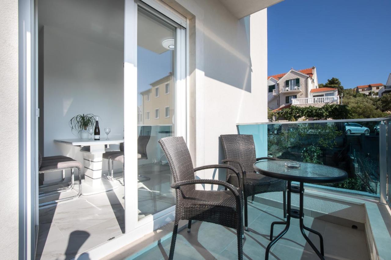 Apartments Blueview Postira Ngoại thất bức ảnh