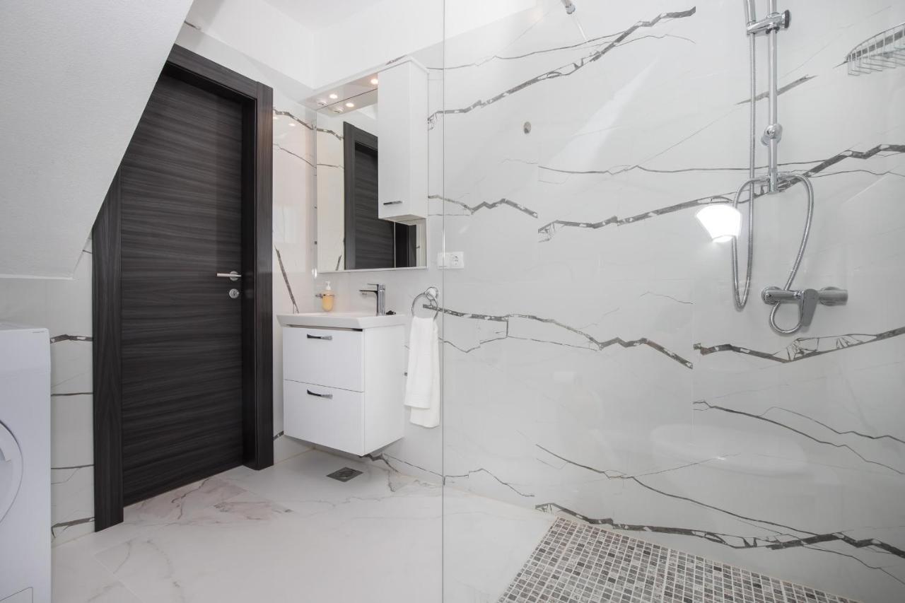 Apartments Blueview Postira Ngoại thất bức ảnh