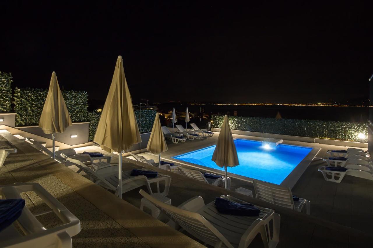 Apartments Blueview Postira Ngoại thất bức ảnh