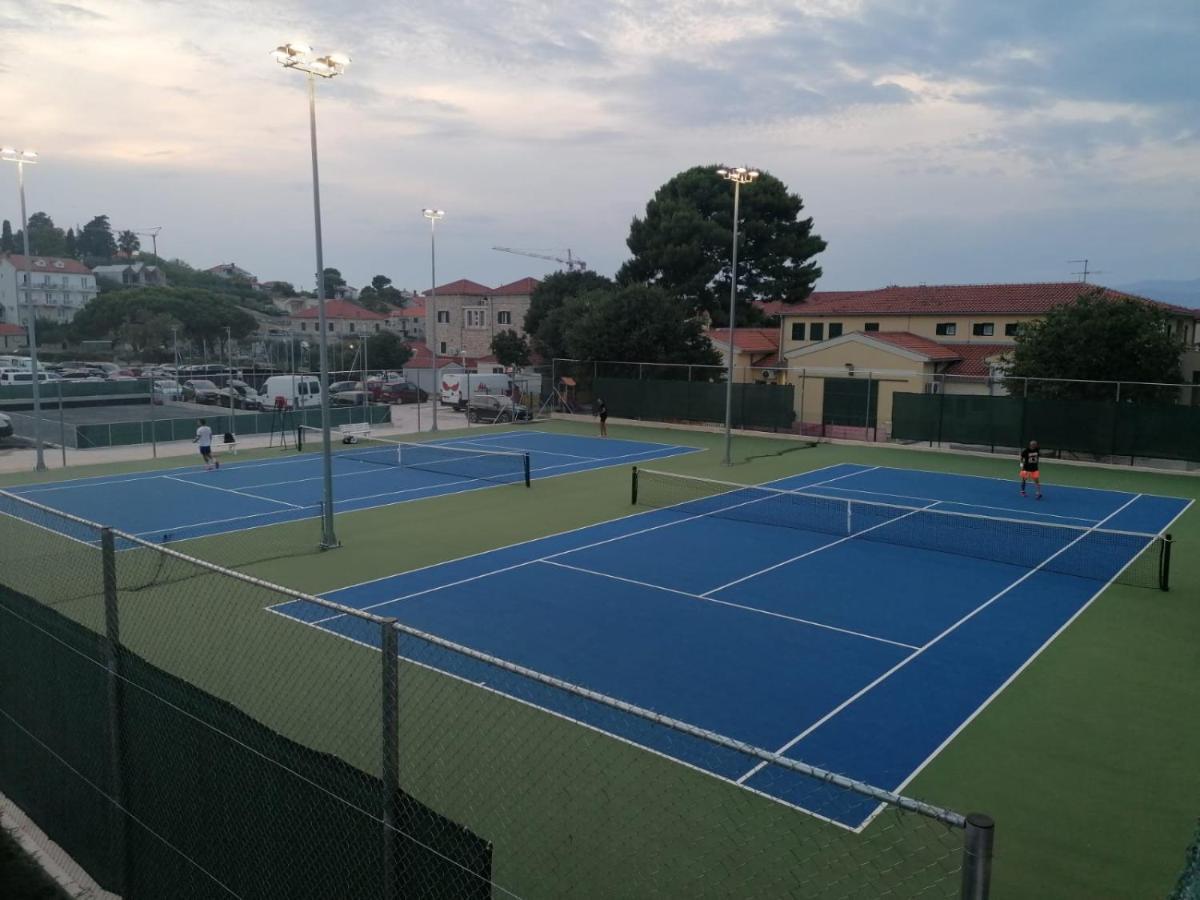 Apartments Blueview Postira Ngoại thất bức ảnh